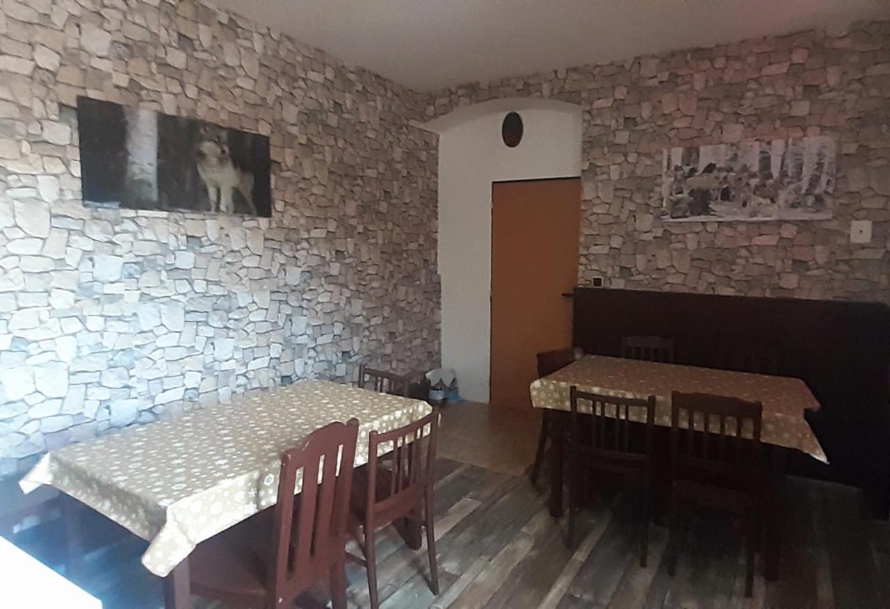 Penzion U Draci Skaly Ξενοδοχείο Svojse Εξωτερικό φωτογραφία